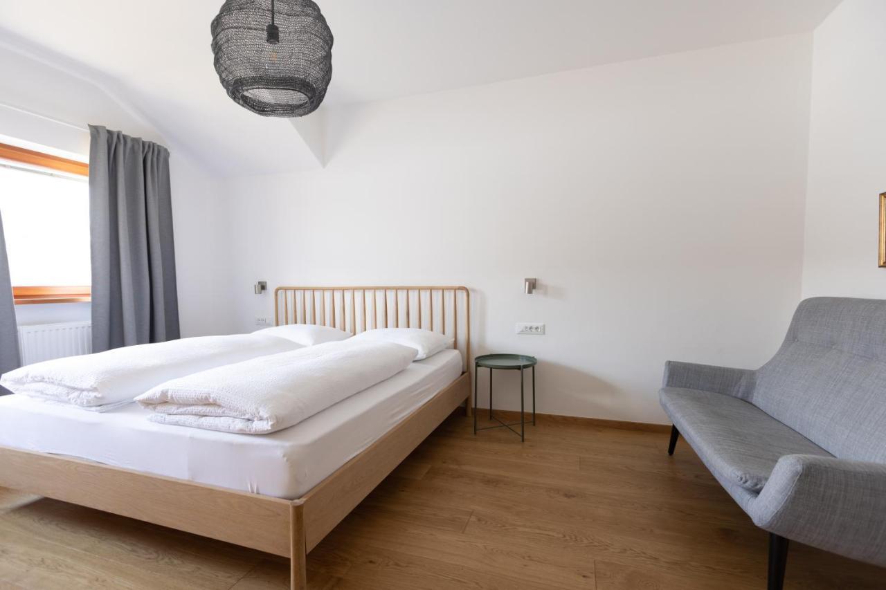 Schoene Wohnung Am Stadtrand Von Meran Valentinhof Buitenkant foto